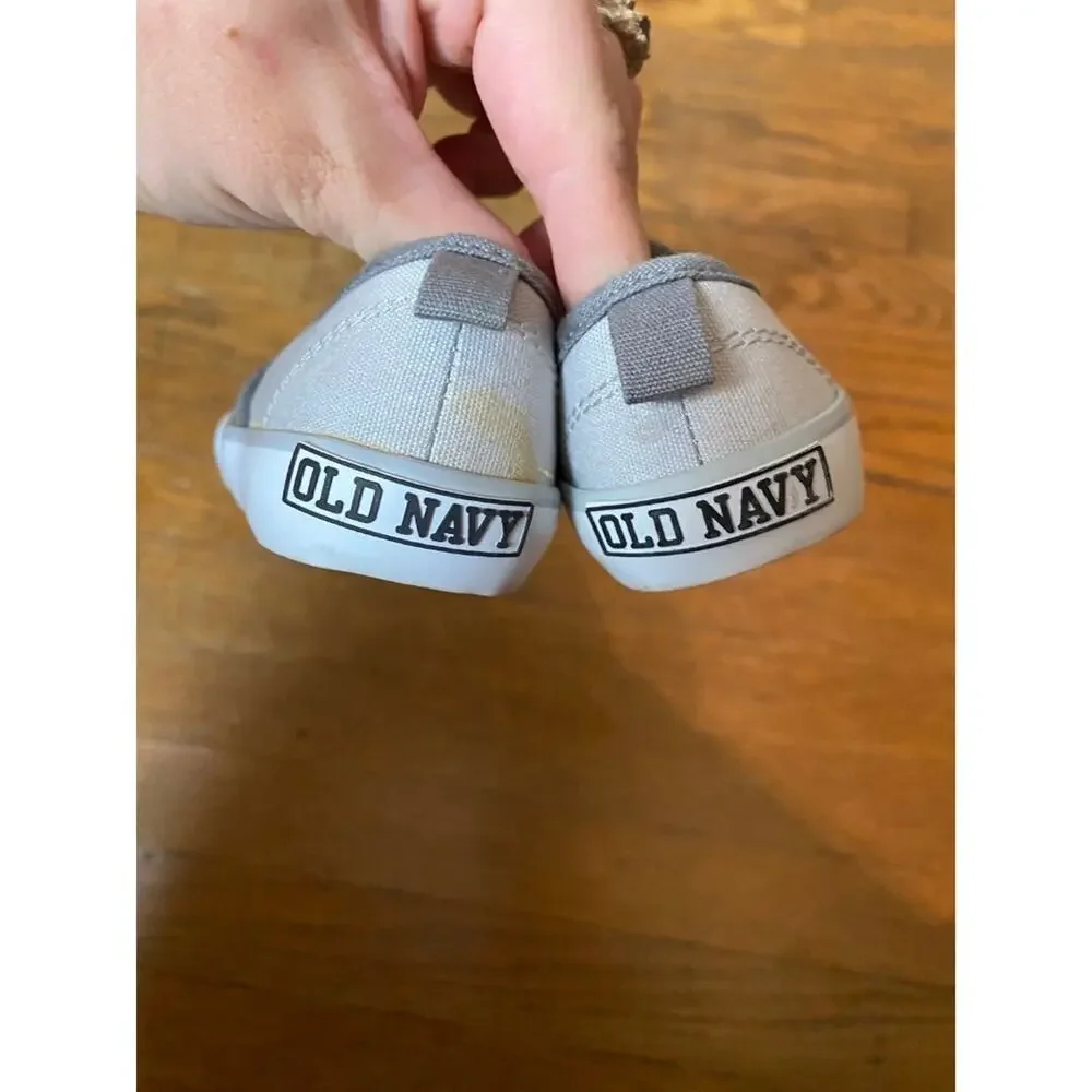 old navy vans style toddler shoes size 5 checkerboard